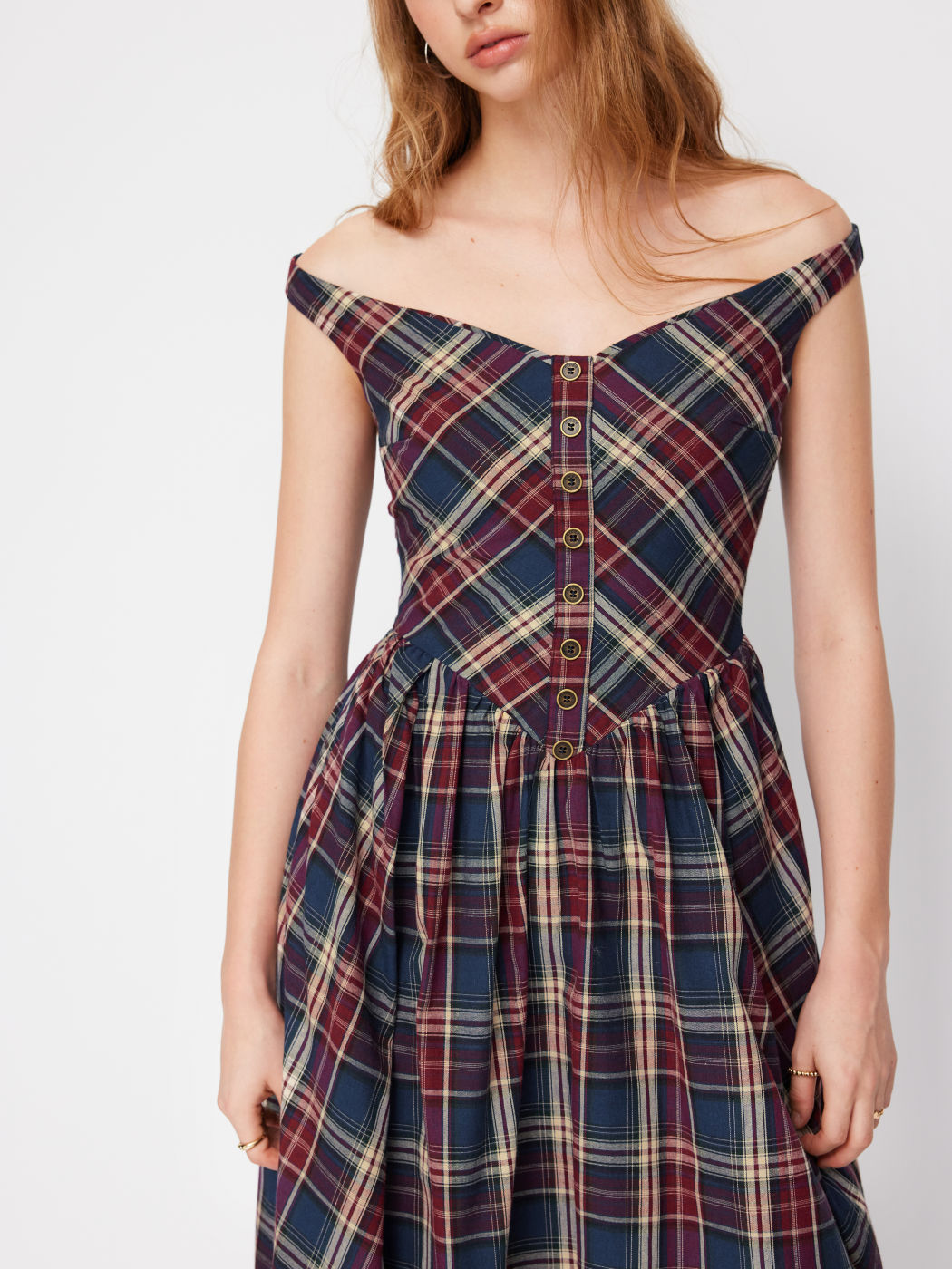 Vestido Midi A‑Línea Escote Bardot Cuadros con Botones