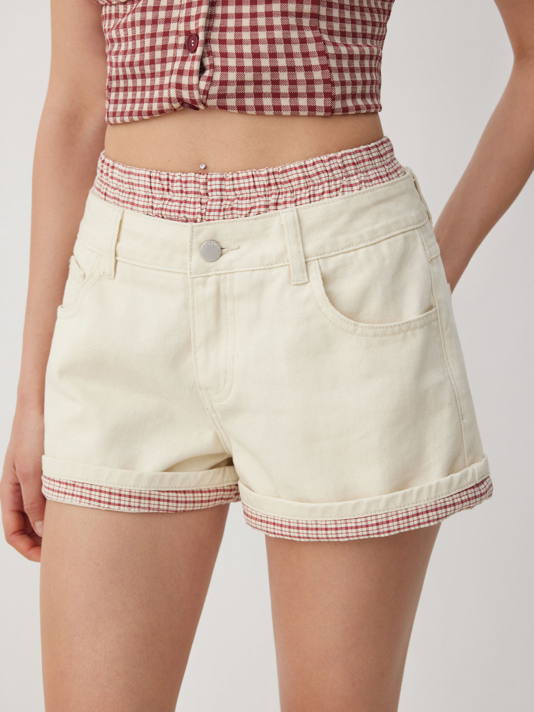 Shorts Vaqueros Tiro Medio con Ribete Contraste Gingham