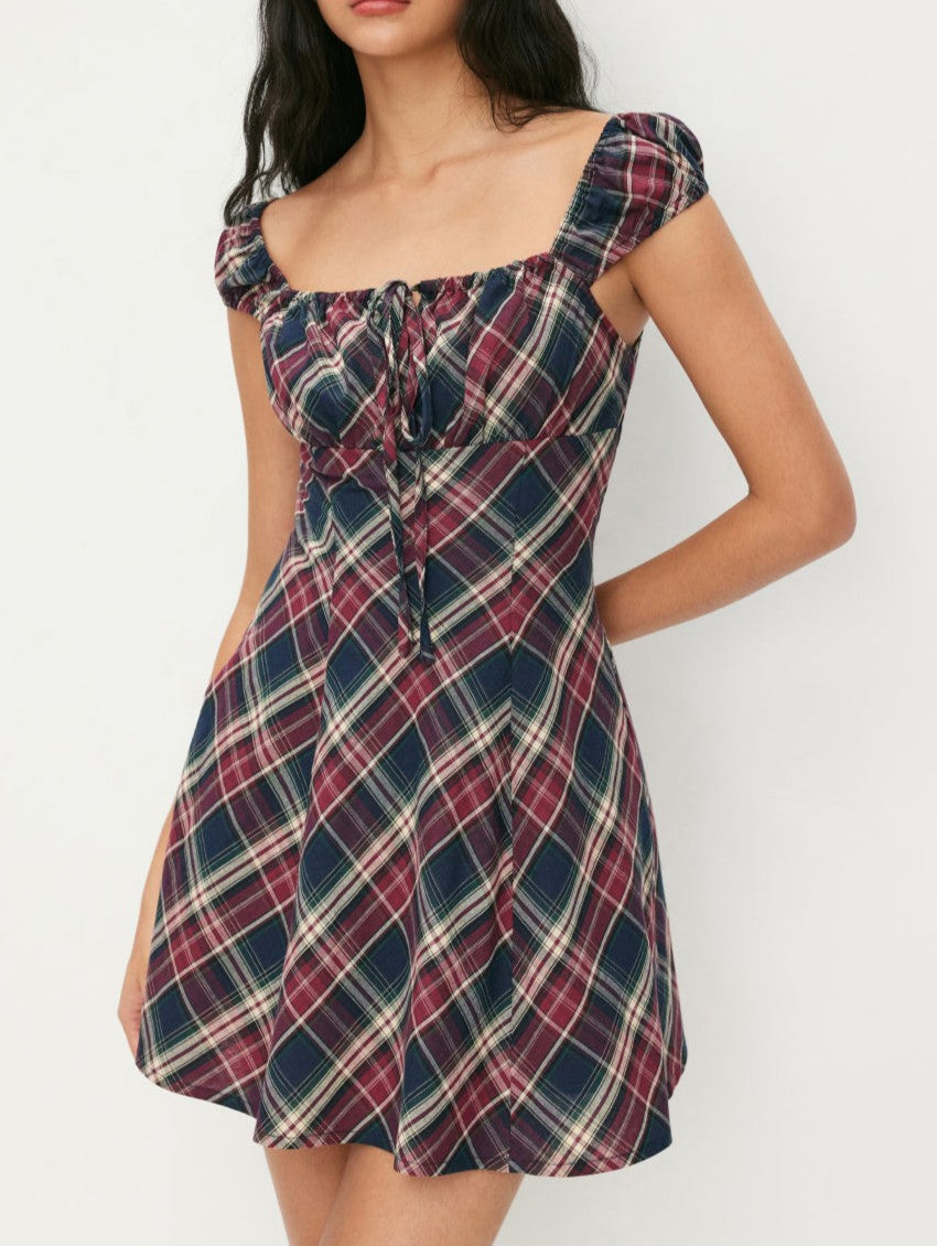 Vestido Mini Cuello Cuadrado Cuadros Amplio Sin Mangas